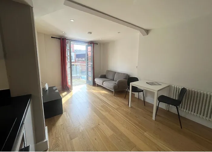 Harbourside Haven - One Bed With Balcony Appartement *