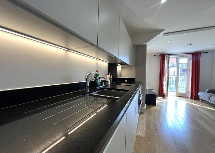 Harbourside Haven - One Bed With Balcony * בריסטול