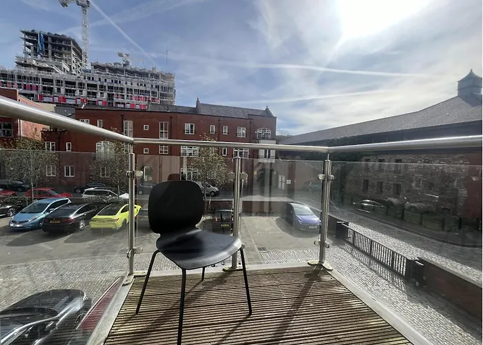 Harbourside Haven - One Bed With Balcony